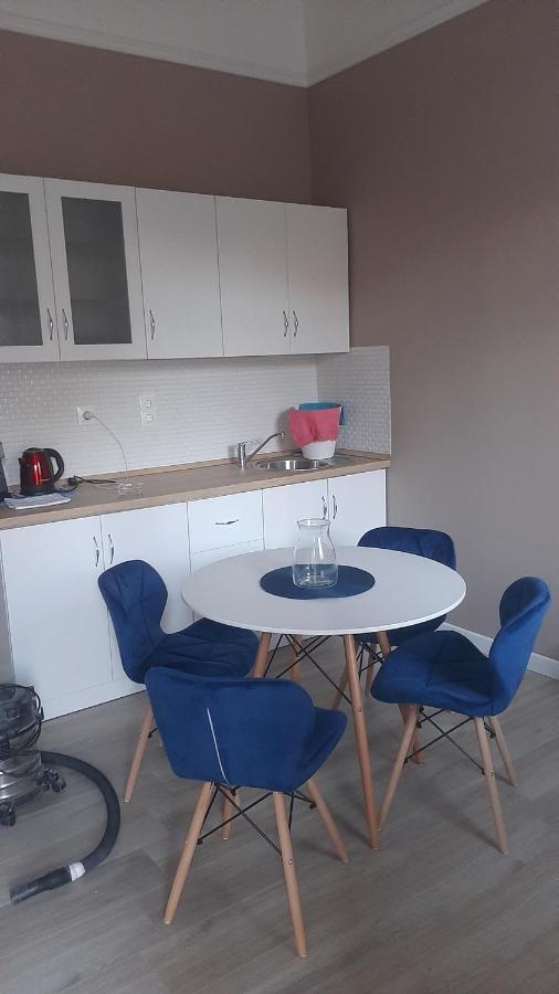 Glamour Apartman Gyula Esterno foto